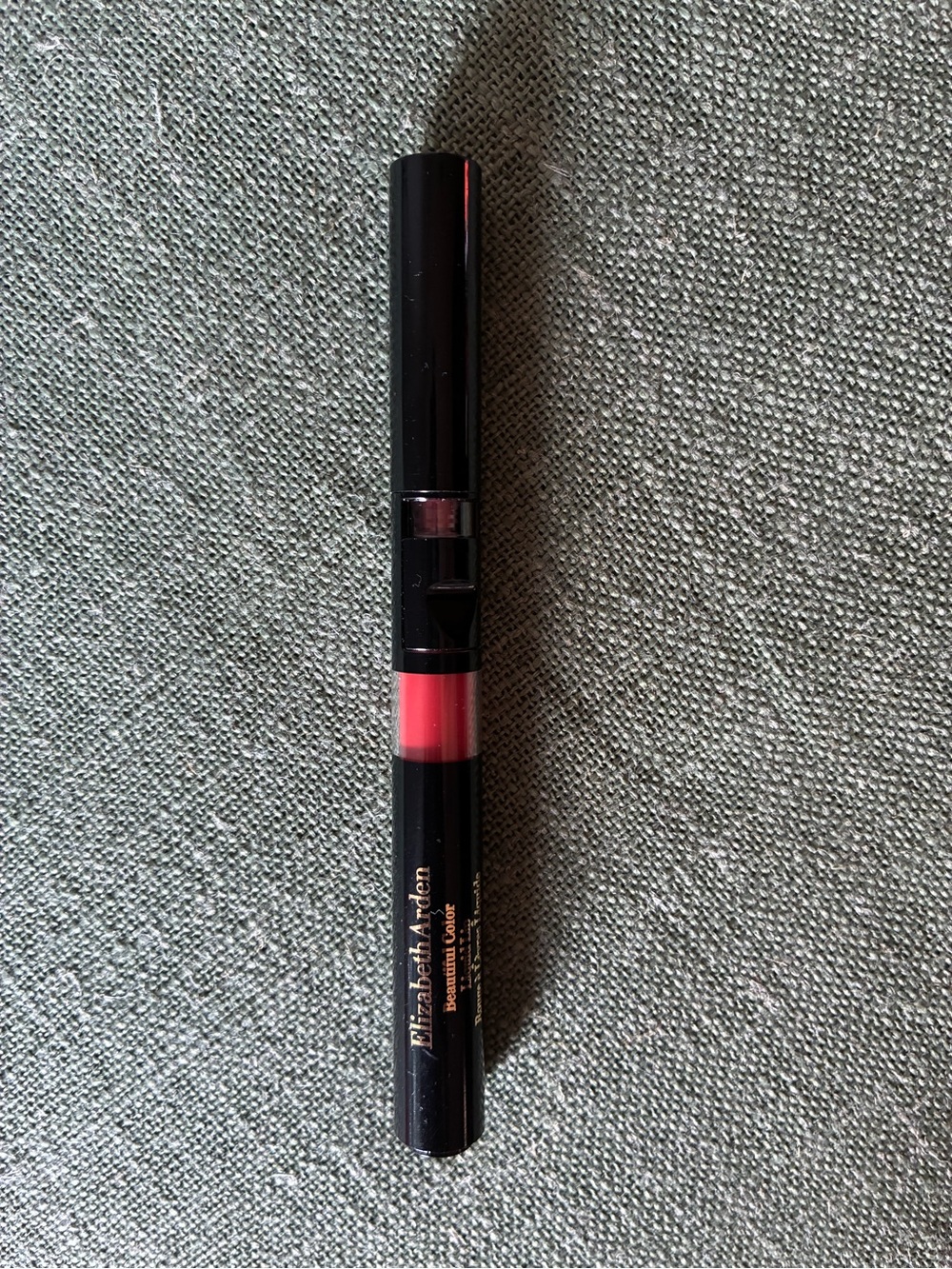 Elizabeth Arden Beautiful Color Liquid Lip